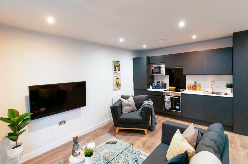 Property photo 3 of 7 Img_2451