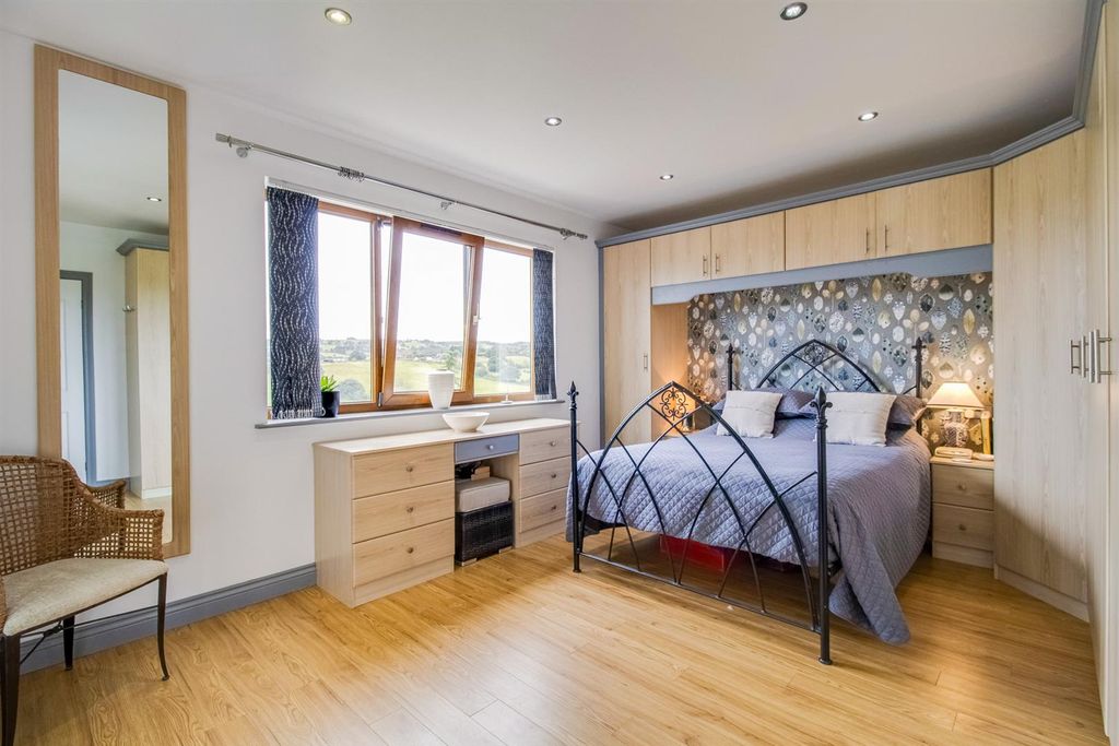 Additional image 12 of 4 bed detached house for saleDaleside, Dewsbury WF12