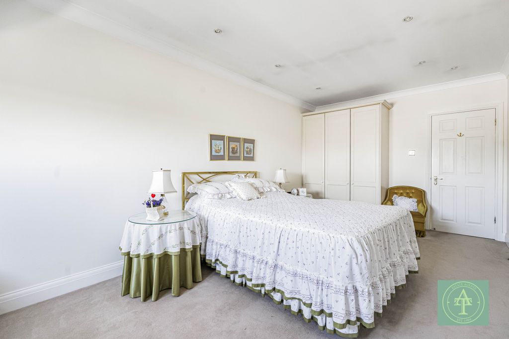 Additional image 35 of 3 bed flat for saleClaremont Heights, Enfield EN2