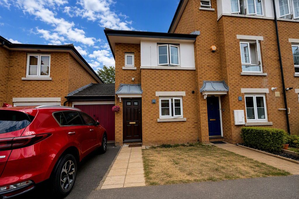Property photo 1 of 6