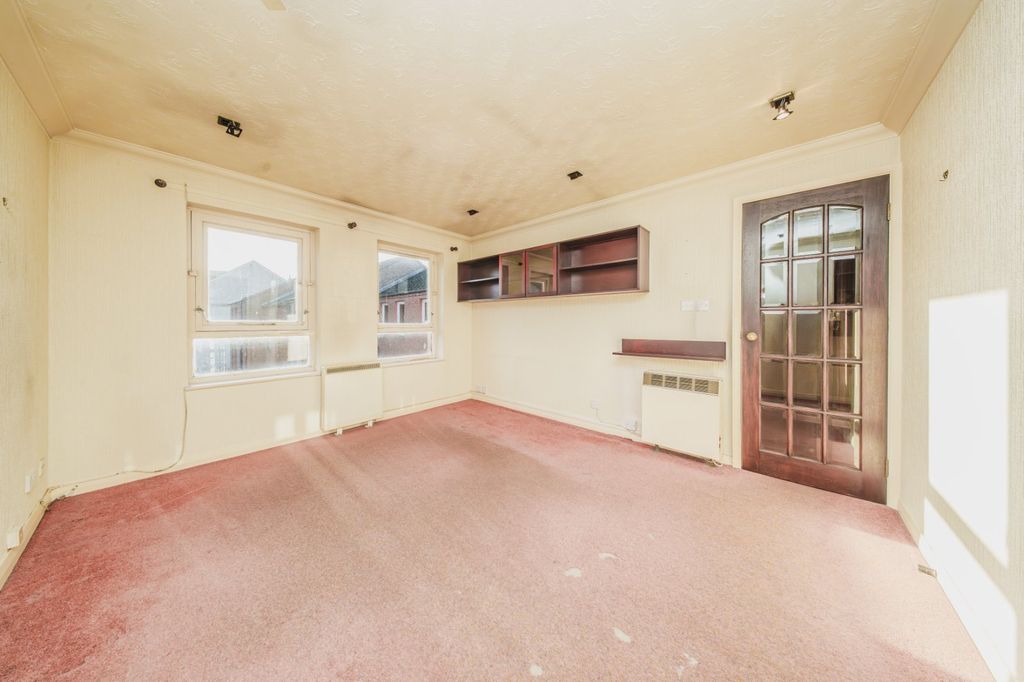 Property photo 2 of 14 Picture 2