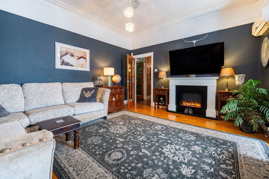 Property photo 2 of 68