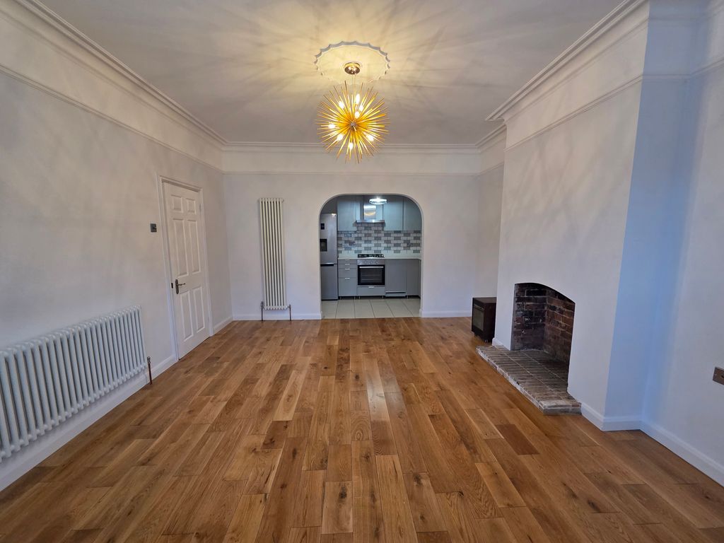 Property photo 1 of 5 Image