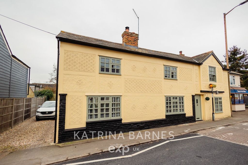 Property photo 1 of 52
