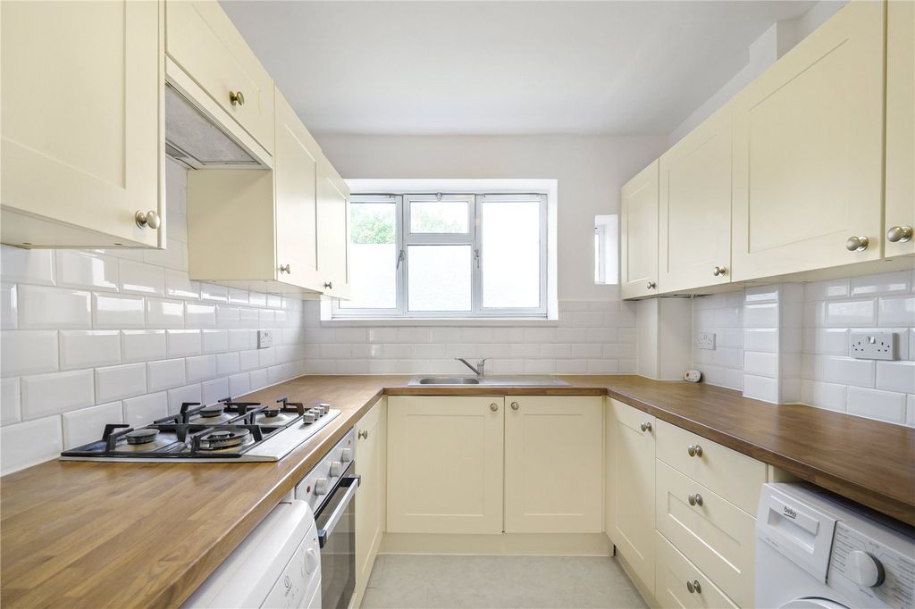 Property photo 2 of 11 Picture No. 03