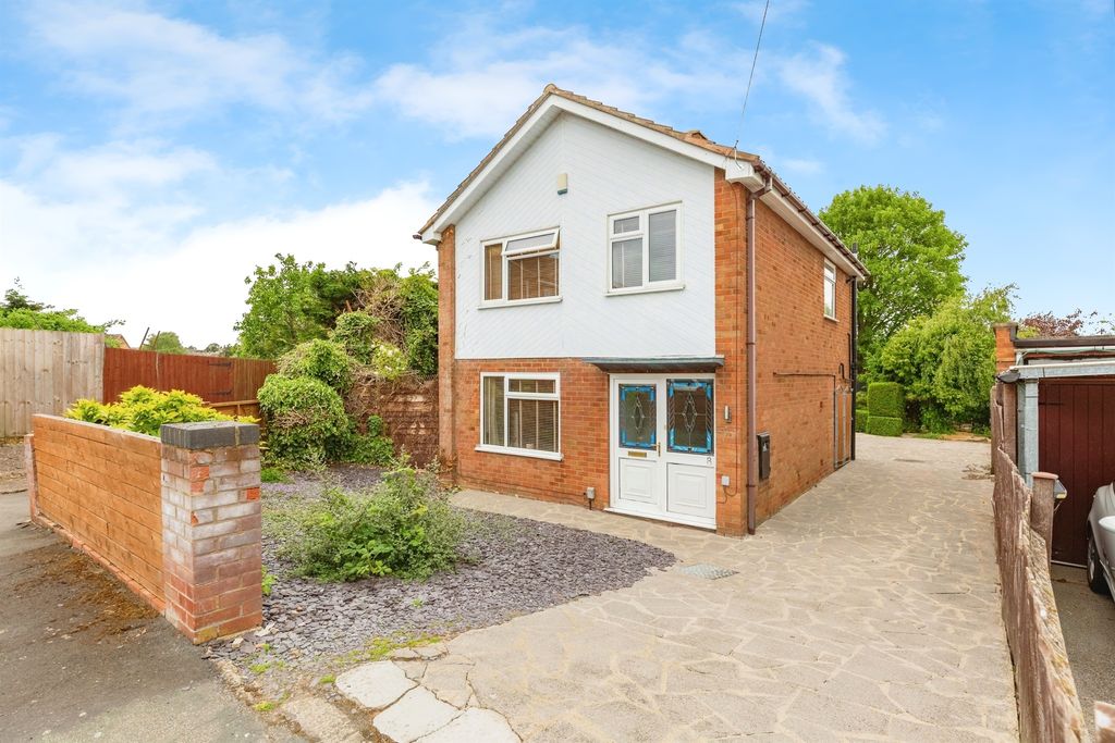 Property photo 1 of 17