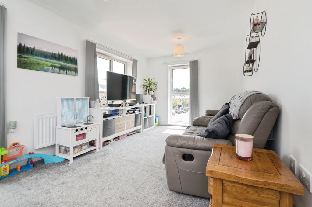 Property photo 2 of 12