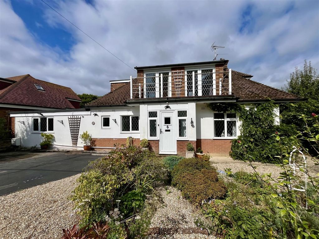 Property photo 1 of 40