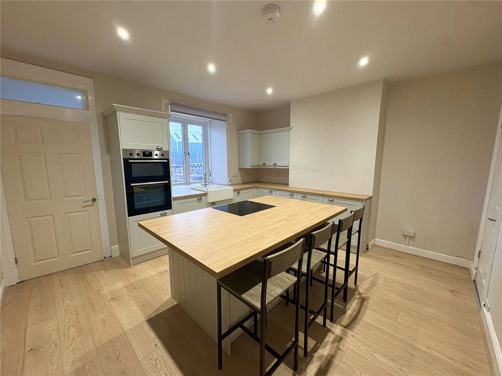 Property photo 1 of 12 Kitchen