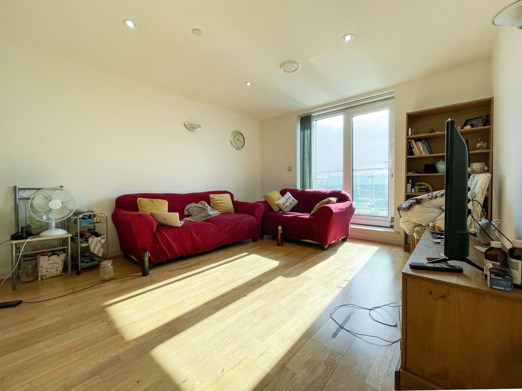 Property photo 1 of 7 Img_8100