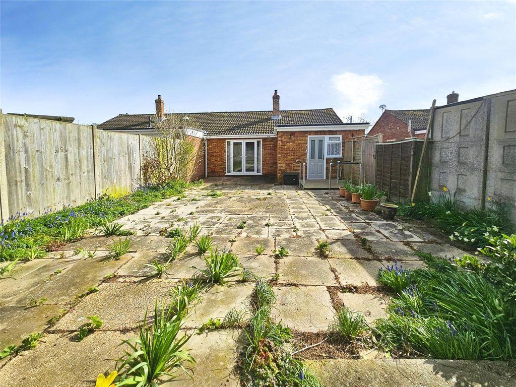 Property photo 2 of 14 Picture No. 18