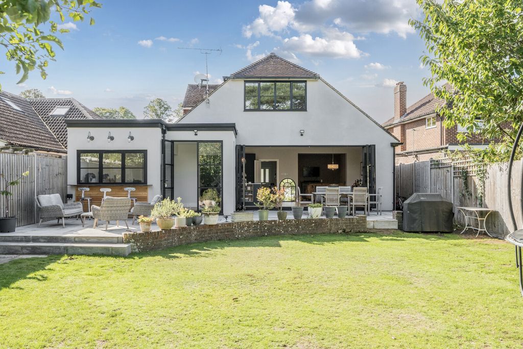 Property photo 1 of 28 1350083-5-68c009c...