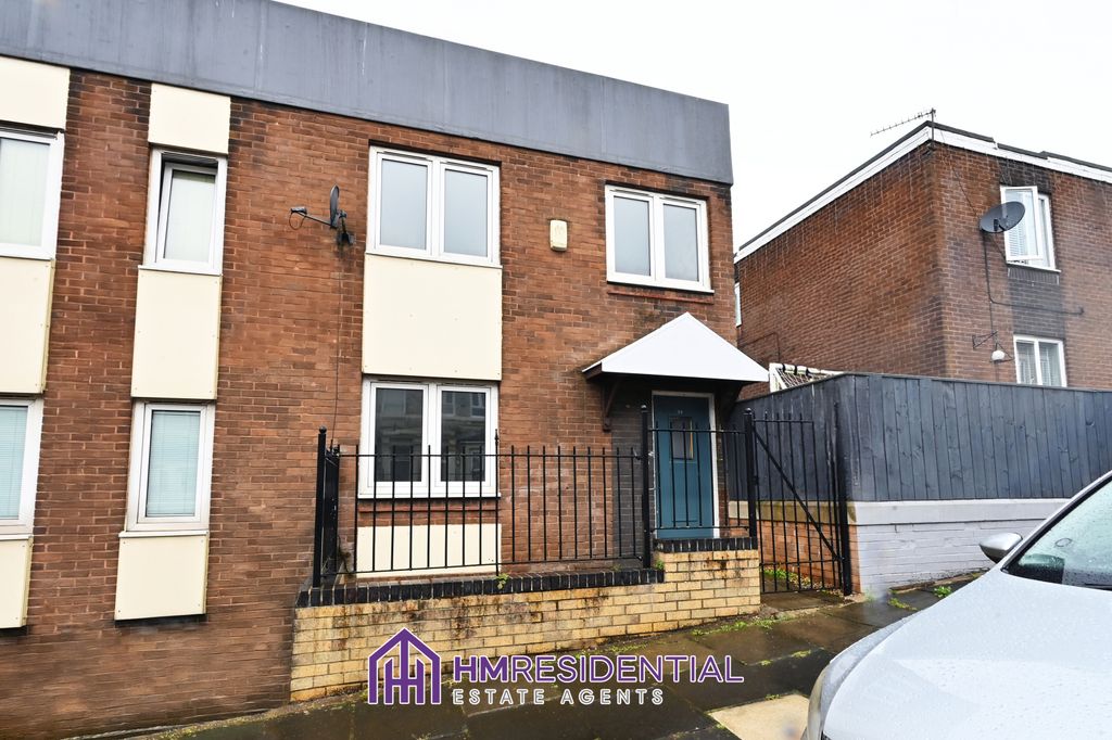 Property photo 1 of 7 3 Bed Semi-Detached House To Let On Ashfield Road, Rye Hill, Newcastle Upon Tyne Ne4 6Rl Available Now £1100.00 Inc. Heating And Water Only