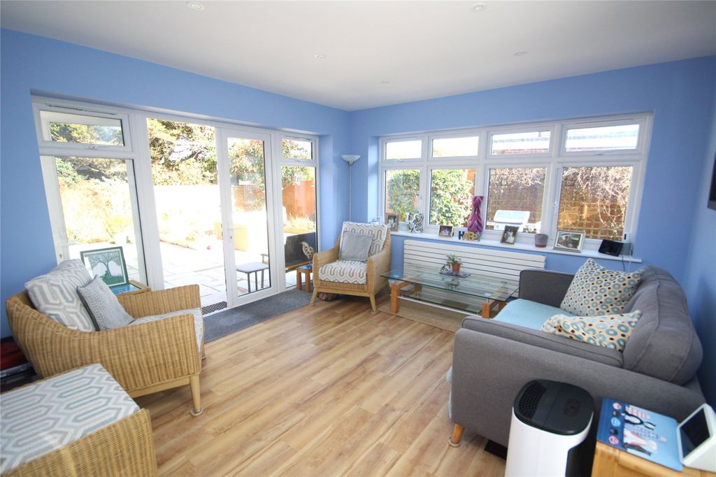 Property photo 3 of 12 Picture No. 05