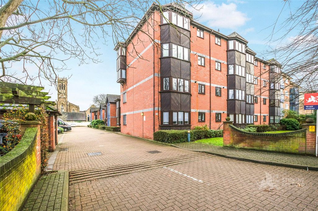 Property photo 1 of 21 Exterior