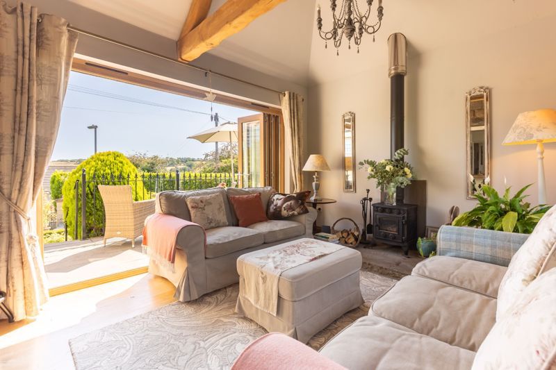 Property photo 2 of 29 Photo 9