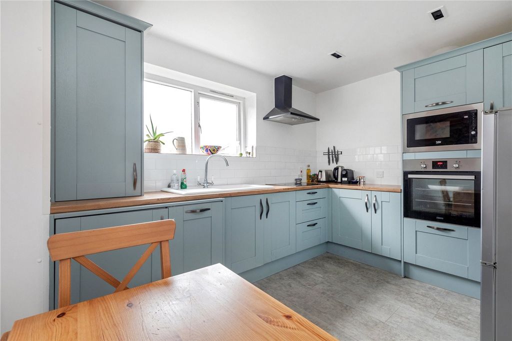 Property photo 3 of 11 Picture No. 08