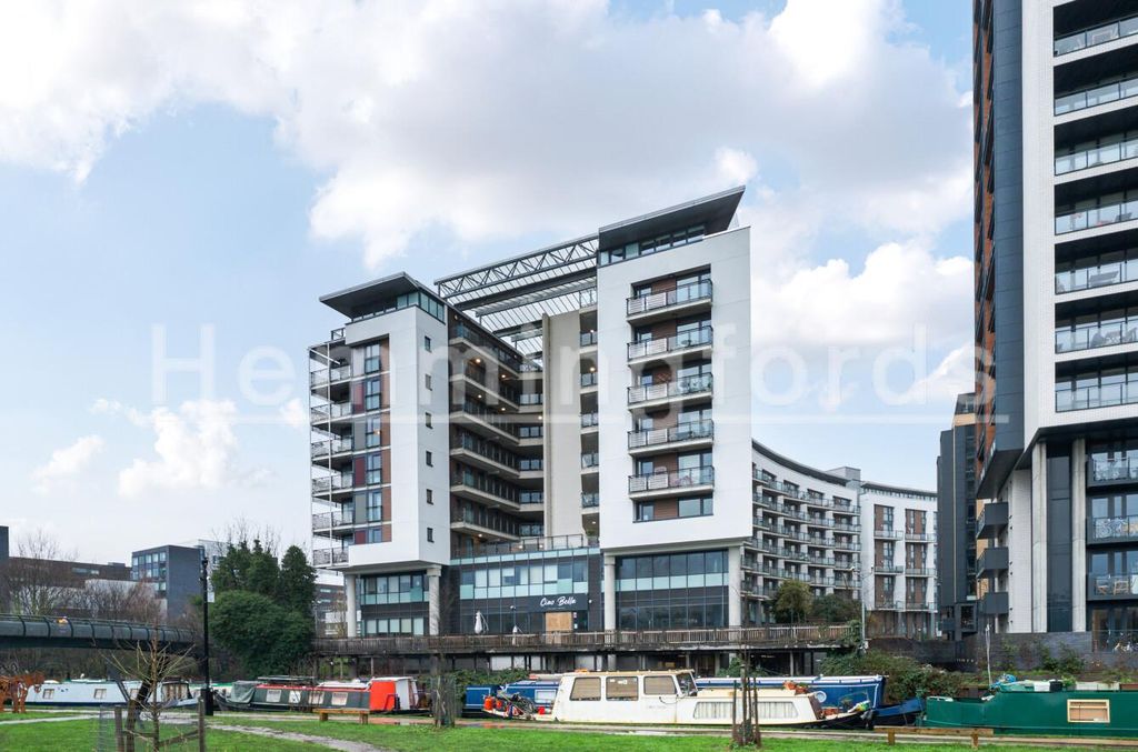 Property photo 2 of 17 Ea5d7750-3520-42d7-8E1E-4025d3Ea014B.Jpg