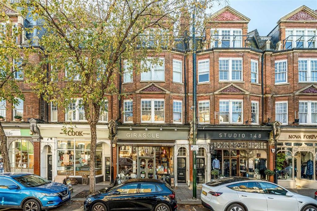 Property photo 1 of 4