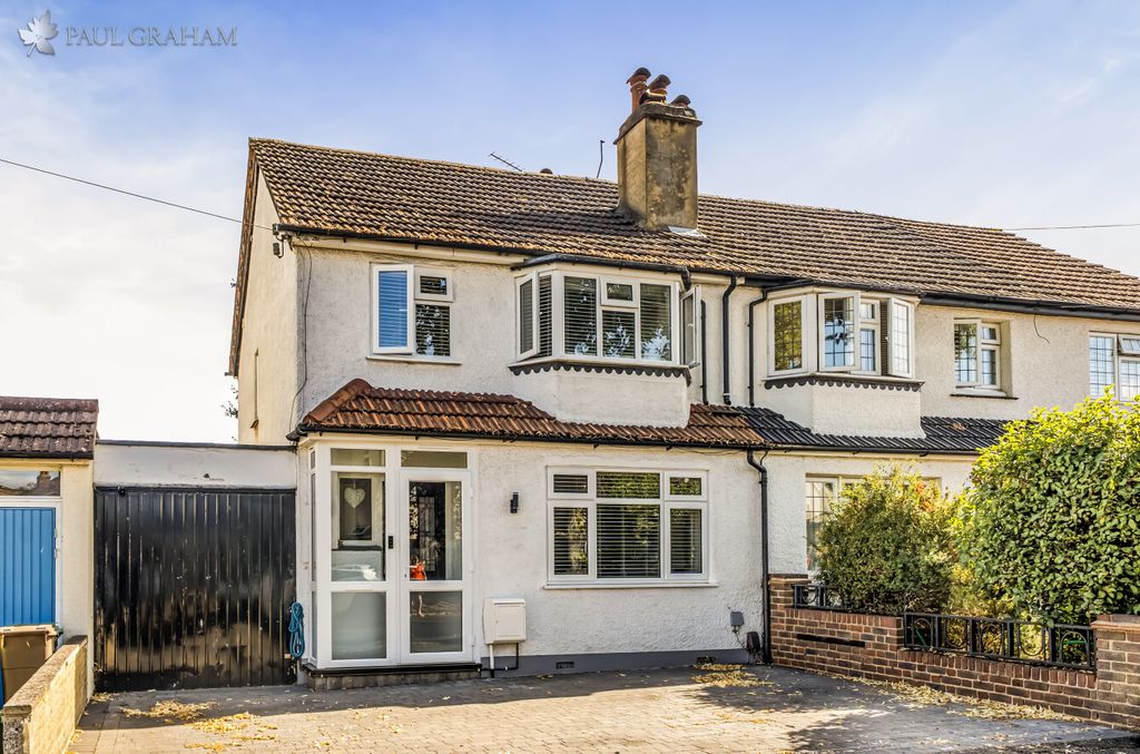 Property photo 1 of 18 69F653Ca-8A78-4A7A-B707-3Bb669781905