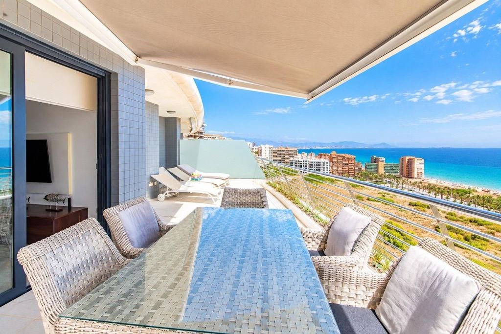 Property photo 1 of 50 Spectacular Apartment In Arenales Del Sol With Sea Views And Private Parking
