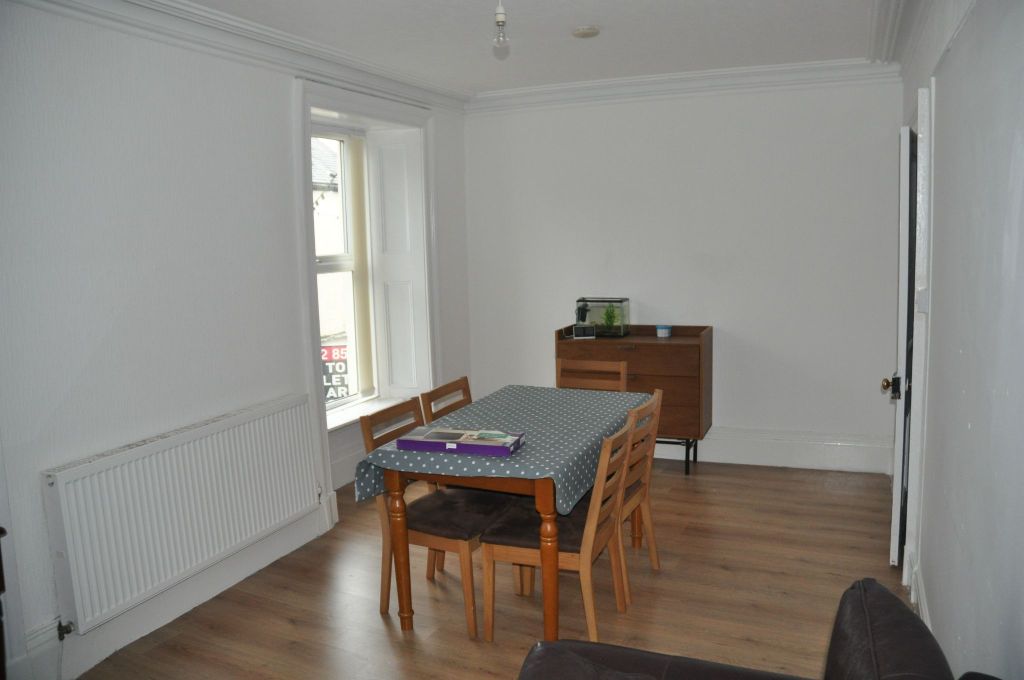 Property photo 2 of 8 Photograph 2