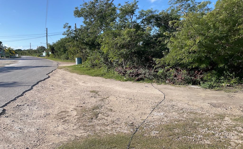 Property photo 3 of 6