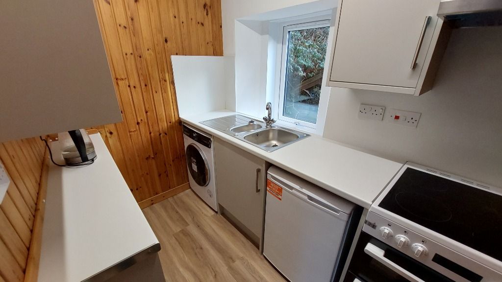 Property photo 3 of 9 Photo 3