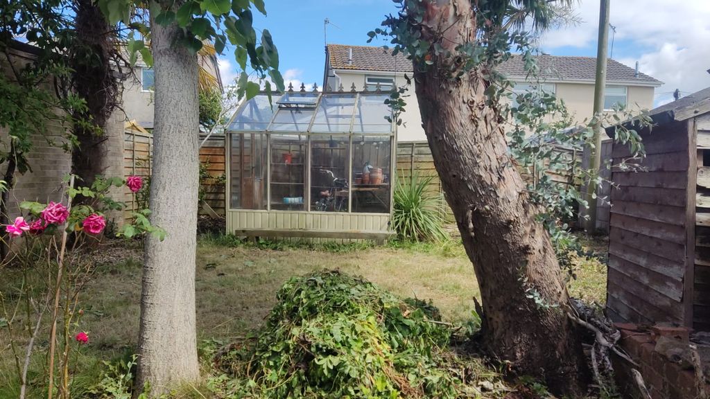 Property photo 3 of 14