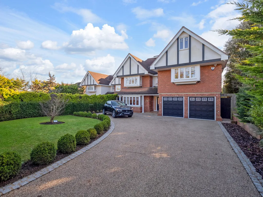Hanyards Lane, Cuffley EN6 – pohled 3