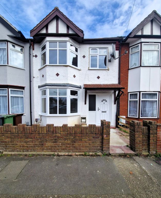 Property photo 3 of 12