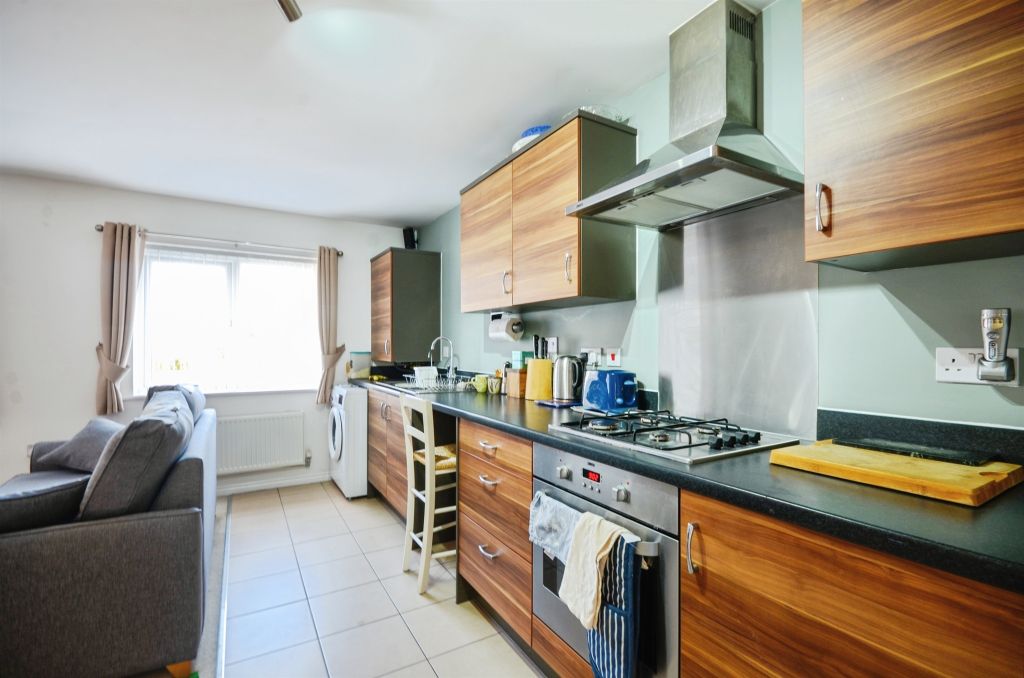 Property photo 2 of 16