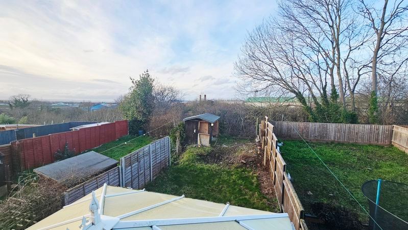 Property photo 2 of 16 Photo 8