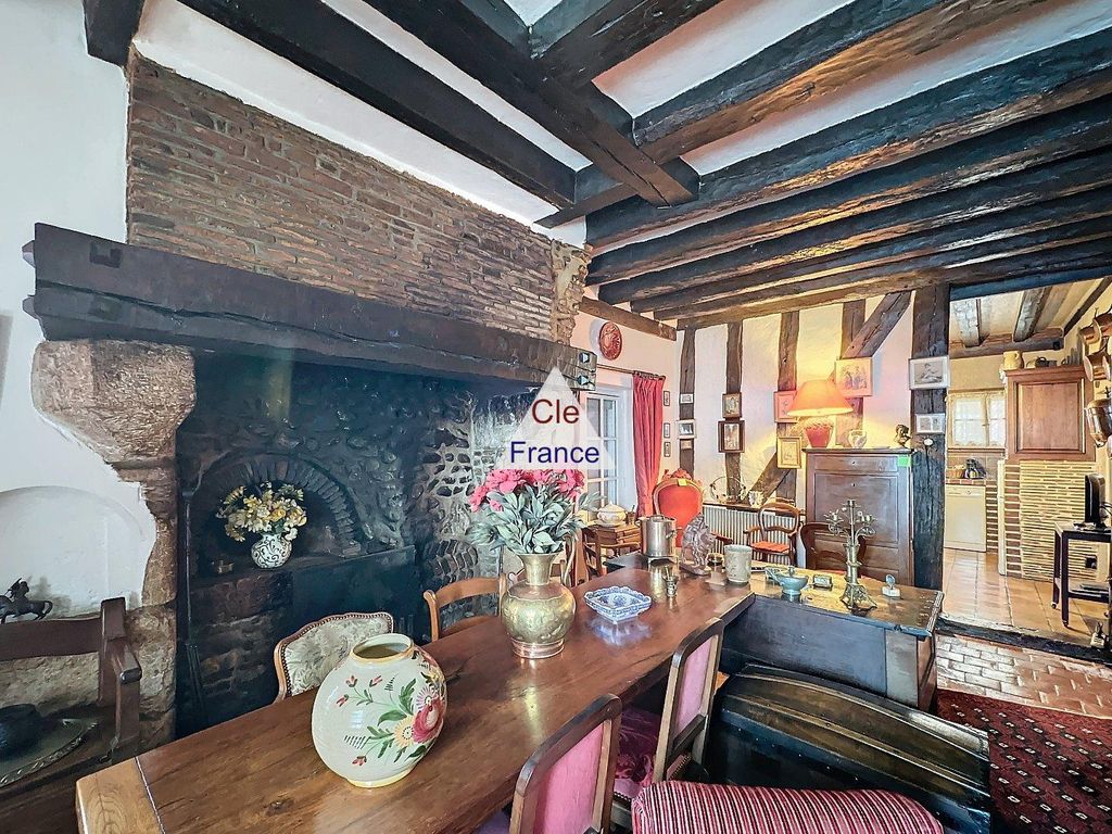 Property photo 3 of 12