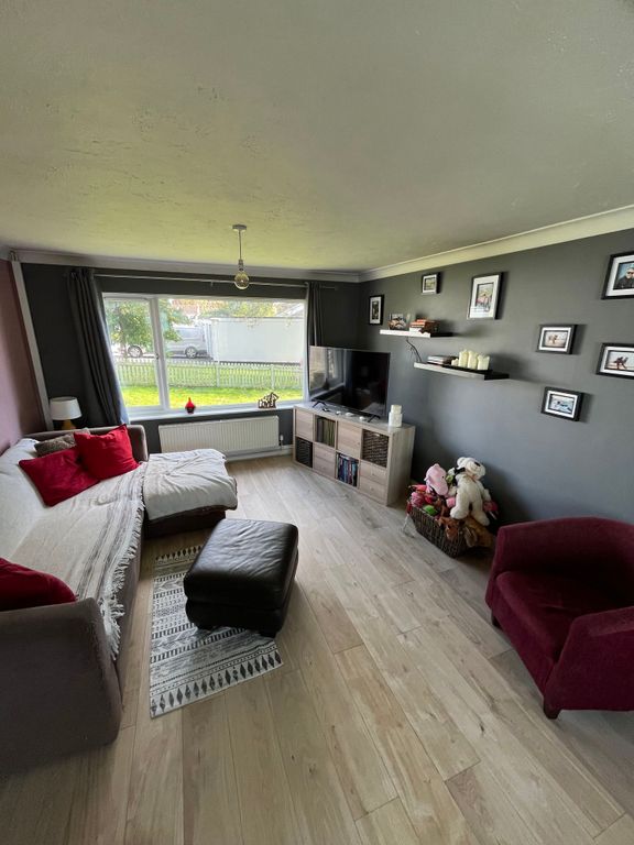 Property photo 3 of 14