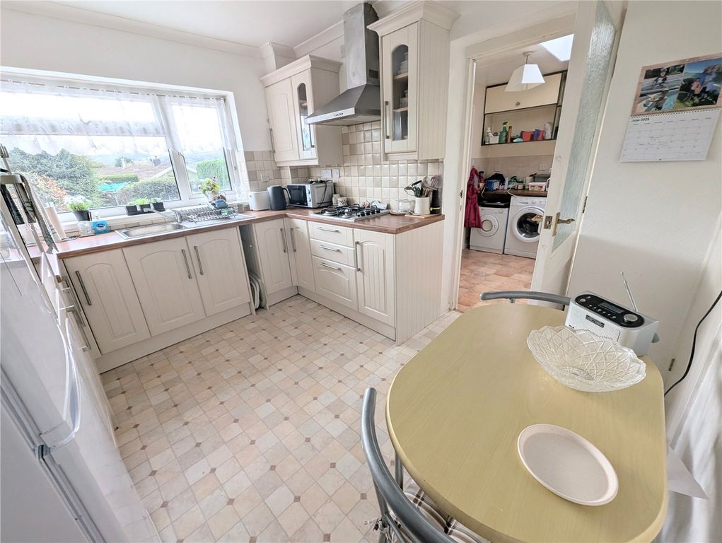 Property photo 3 of 28 Picture No. 08