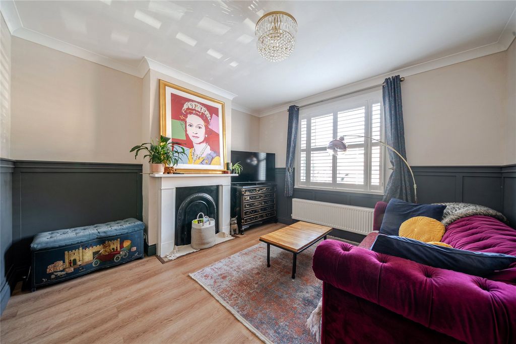 Property photo 2 of 25 Picture No. 06