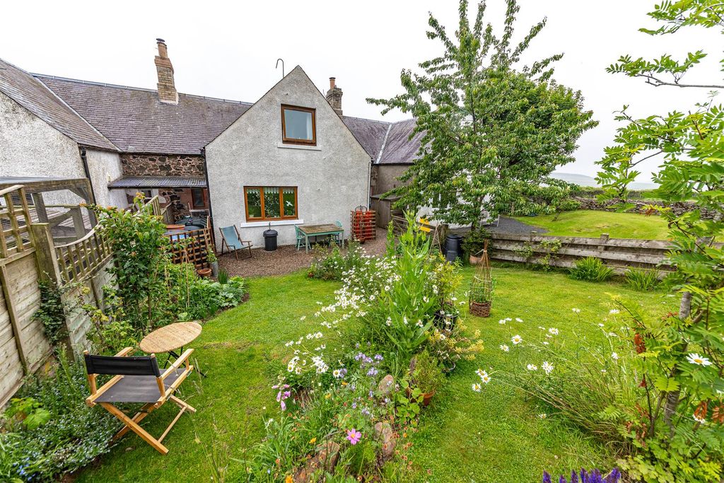 Property photo 2 of 24 5 Falsidehill Cottages Hume 55.Jpg