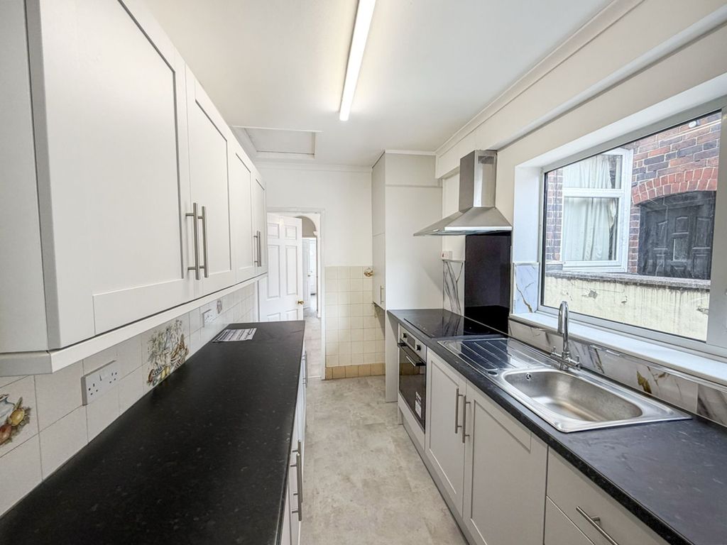 Property photo 3 of 14 Gallery