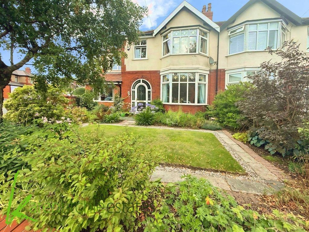Property photo 1 of 23