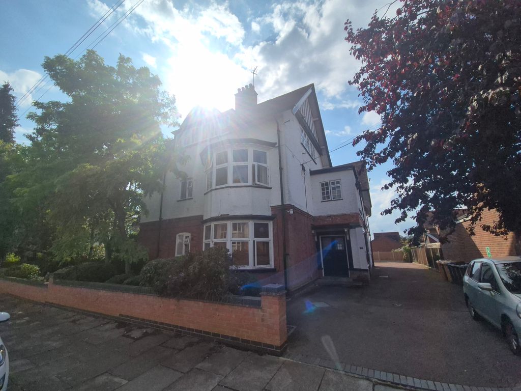 Property photo 1 of 1