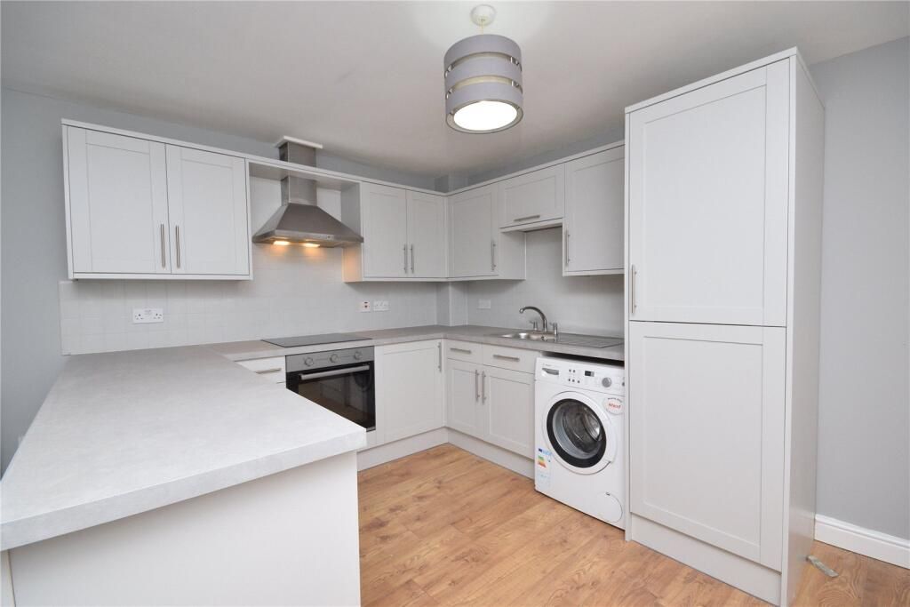 Property photo 2 of 8 Gallery