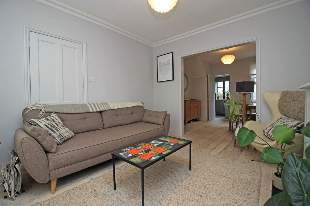 Property photo 3 of 15 Picture 3