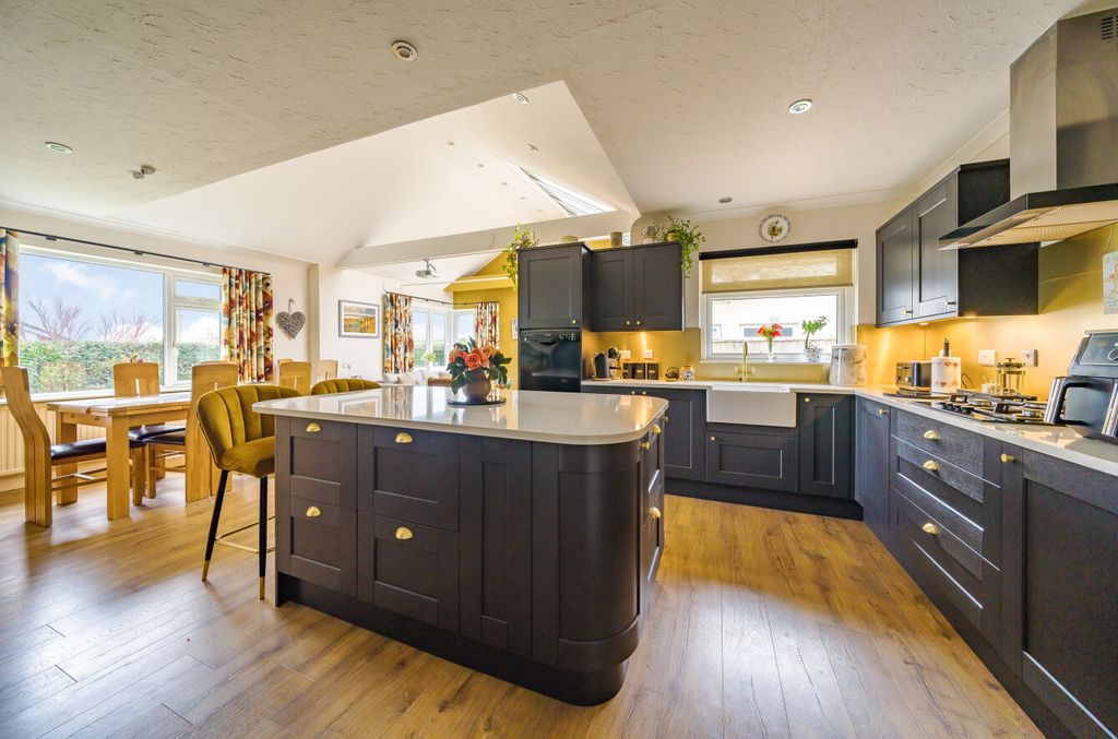 Property photo 2 of 14 1247531 (5).Jpg