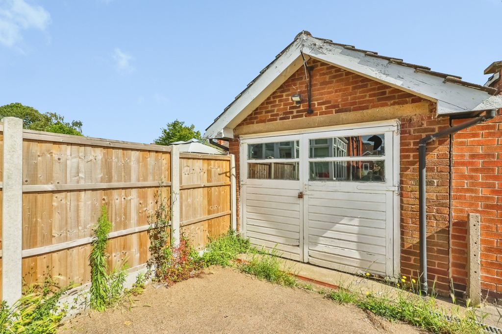 Additional image 18 of 3 bed semi-detached house for saleIngram Road, Nottingham NG6