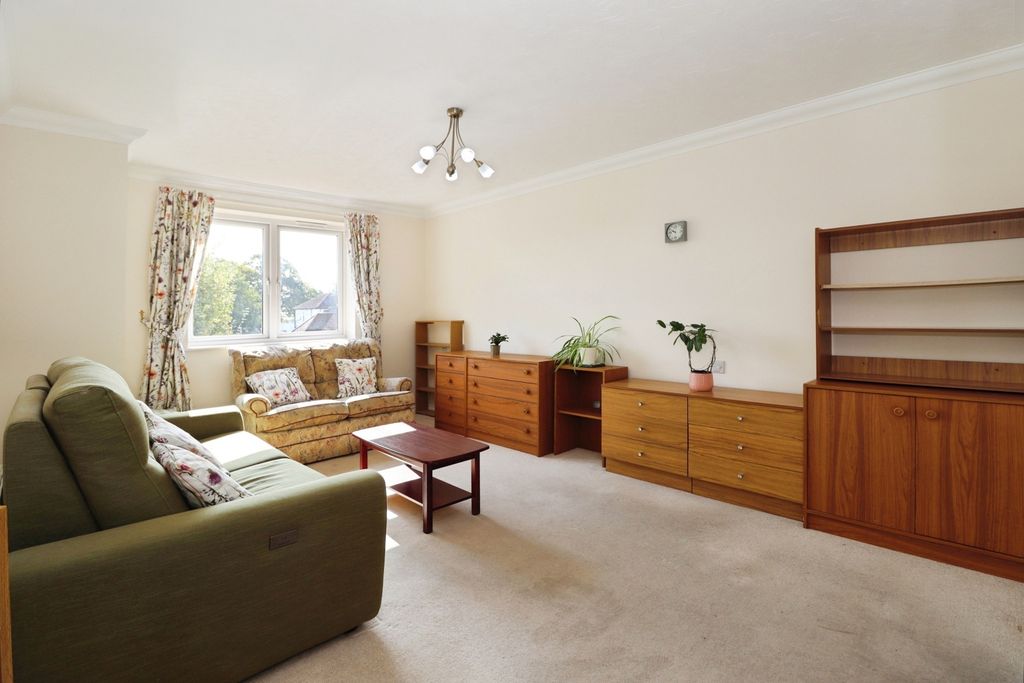 Property photo 1 of 18 Pbox-Img.Jpg
