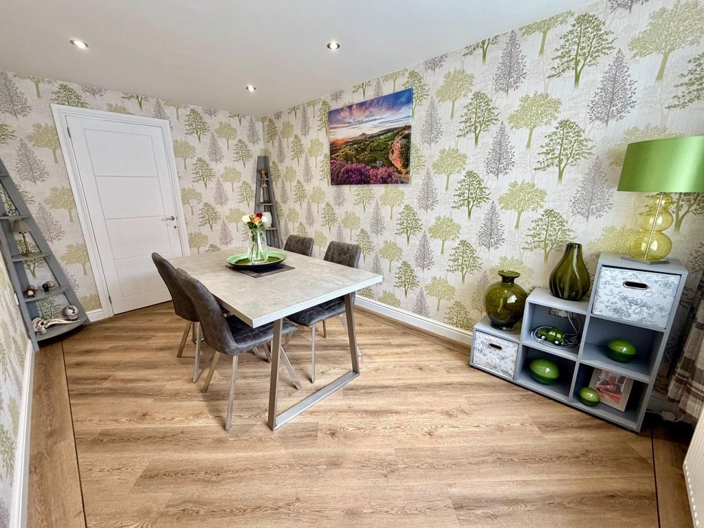 Property photo 3 of 16 Converted Garage