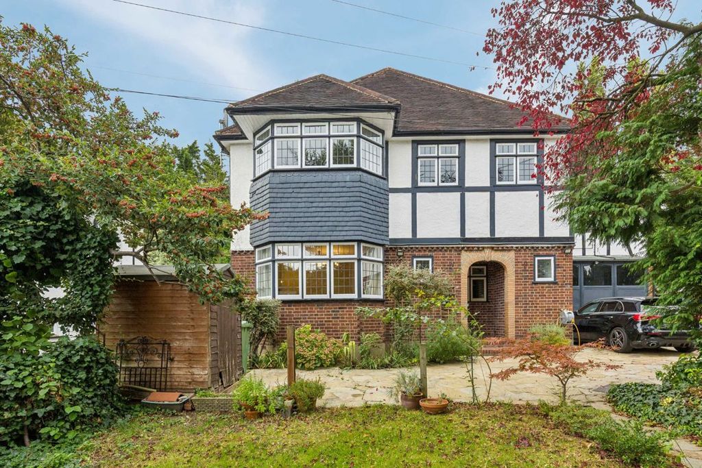 Property photo 1 of 10