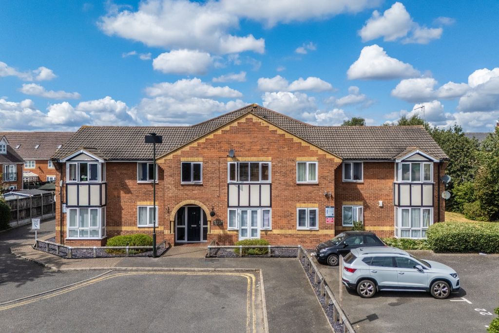 Property photo 1 of 8 5162480