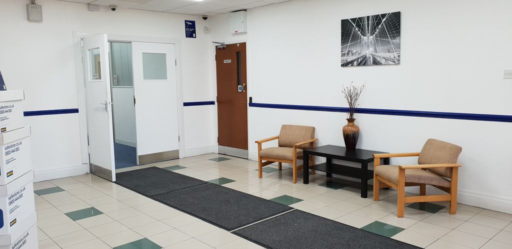 Property photo 2 of 6 Reception Area